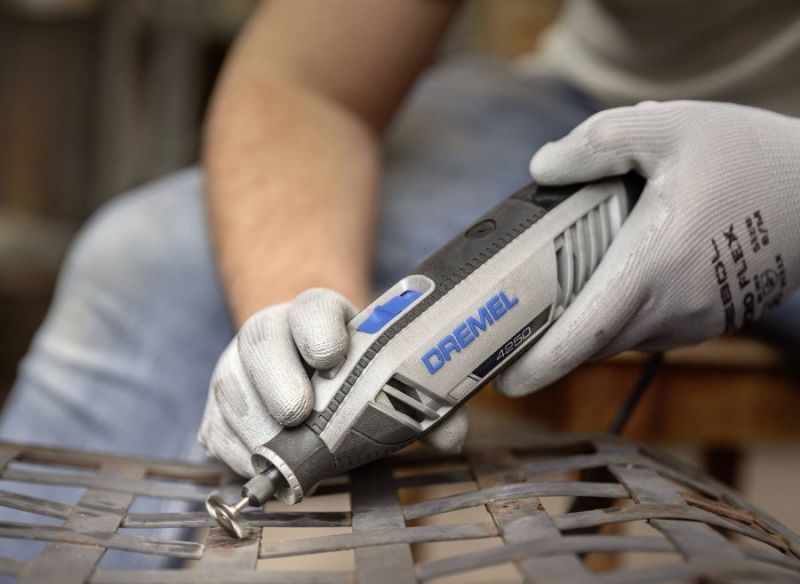 Многофункциональный инструмент (гравёр) Dremel 4250-3/45: 175 Вт, 35000 об/мин, 45 шт. насадок_ BR F0134250JJ фото